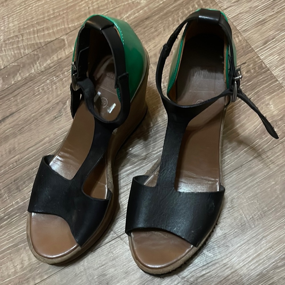 Vita Unica Sandals